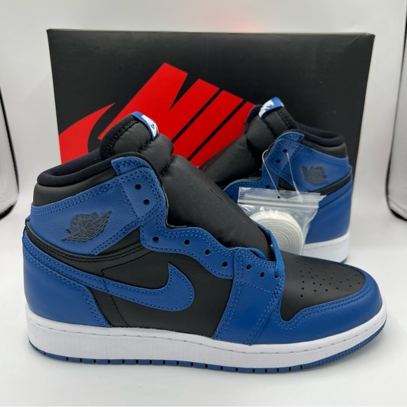NWB Air Jordan 1 Retro High OG Dark Marina Blue GS Sneakers - Picture 1 of 9